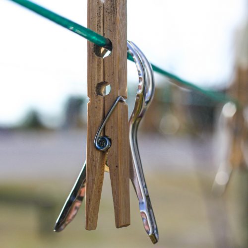 clothespin-6678561_1920